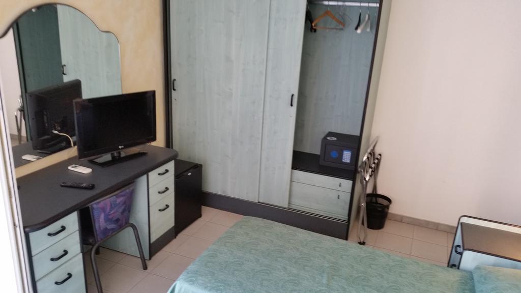 Hotel San Nazario Varazze Habitación foto